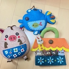 お人形　フェルト素材でかわいいです
