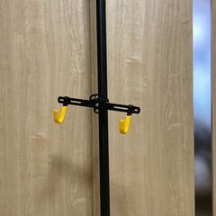 自転車スタンド (高さ190cm、幅50cm)