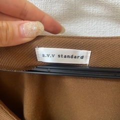 【a.v.vスタンダード】茶色の半袖の画像