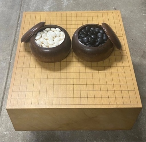 囲碁盤　碁石セット 脚あり へそ付き