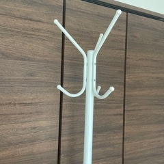 ポールハンガーラックの画像