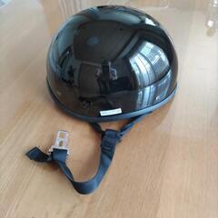 バイクのヘルメットの画像