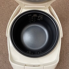 【商談成立】2019年式　TIGER  炊飯器　3合　の画像