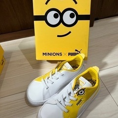 (お話中)プーマ　キッズシューズ16cm ミニオンコラボシューズ
