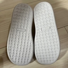 (お話中)プーマ　キッズシューズ16cm ミニオンコラボシューズの画像