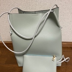 【値下げしました！】トートバッグ　ポーチ付き