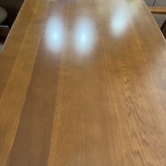 ダイニングテーブル、椅子セットの画像