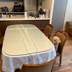 ダイニングテーブル、椅子セットの画像