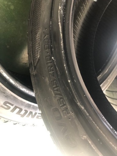 221/45R18 新品　タイヤ　値下げ