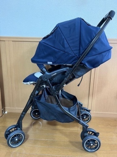 Combi ベビーカー　メチャカルハンディ　オート4キャス