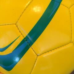 サッカーボール 4号球 小学生の画像