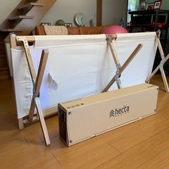 ヘクタデザイン フォールディングウッドコット しっかりした造りでカッコイィですの画像