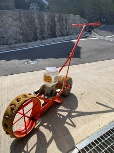 種まき機
