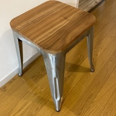 NOCE スツール　グレーの画像