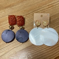 ピアス