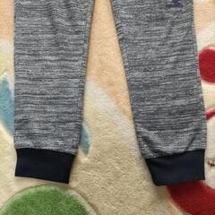 ズボン140cmの画像