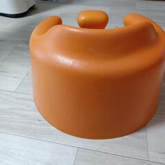 バンボ Bumbo ベビーチェアの画像