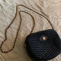 ルイ・カトーズ ポシェット