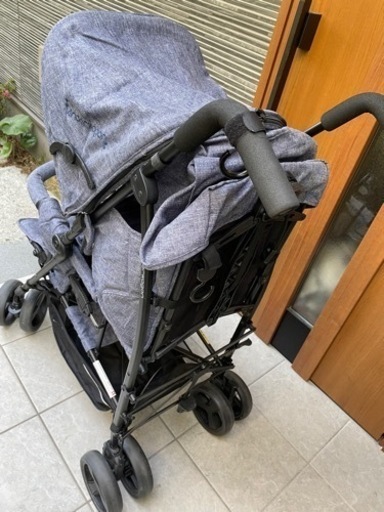 kinderwagon DUOシティ　HOP 双子ベビーカー　縦型