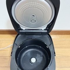 パナソニック 炊飯器 ブラックPanasonic SR-CFE109-Kの画像