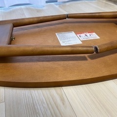 ［決まりました］折りたたみテーブル　オーバル型(ニトリ)の画像