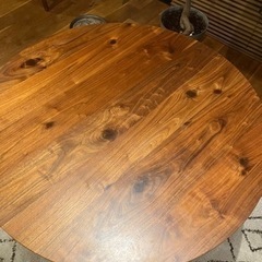 大塚家具　丸ダイニングテーブルの画像