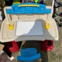 STEP2 テーブル　知育玩具　粘土遊び　お絵描きに　現金取引okの画像