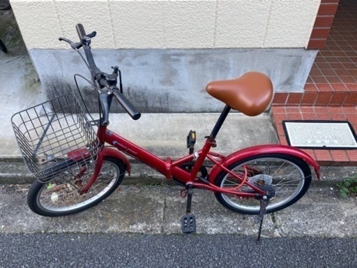 赤い自転車