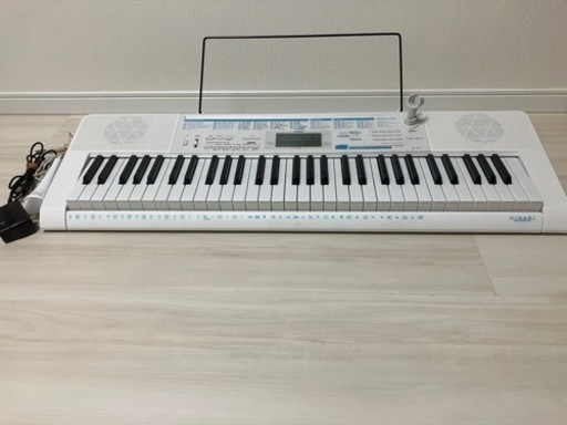 CASIO 61鍵盤 電子キーボード 光ナビゲーション LK-311