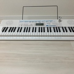 CASIO 61鍵盤 電子キーボード 光ナビゲーション LK-311