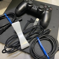 PS4 CUH2200A