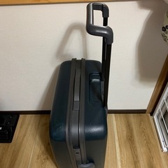 【受付終了しました】無料  スーツケース  大の画像