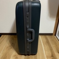 【受付終了しました】無料  スーツケース  大の画像