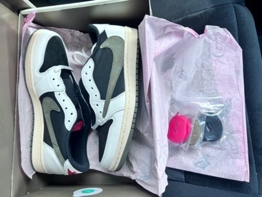 TravisScott×NIKE AJ1 26.5cm