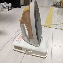 シャープコードレススチームアイロンをあげますの画像