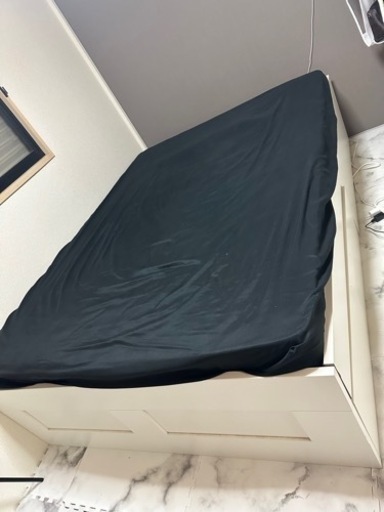 お値下げしました！ダブルベッド収納付き(マットレス付き)