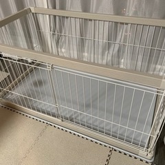 ペットサークル　中古　美品　アイリスオーヤマ　ウッディサークル ロータイプ ライトナ幅120×奥行66.5×高さ55.5cm PWSR-1260の画像