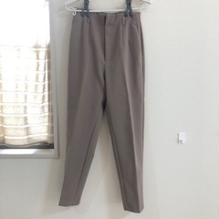 GU テーパードパンツ Mサイズ