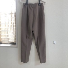 GU テーパードパンツ Mサイズの画像