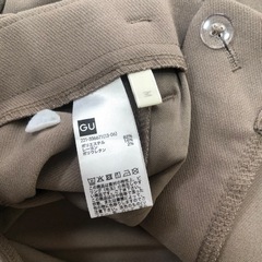 GU テーパードパンツ Mサイズの画像