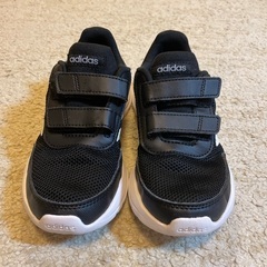 adidasスニーカー　 黒　TENSAUR RUN　19.0cmの画像
