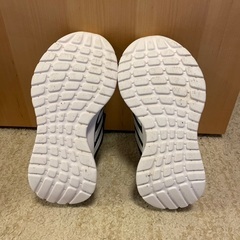 adidasスニーカー　 黒　TENSAUR RUN　19.0cmの画像