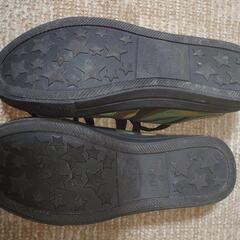 明細(カモフラ)スニーカーの画像