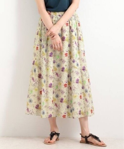 決まりました！極美品　LIBERTYギャザースカート