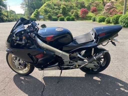 ホンダNSR250R SP MC21 倒立社外外装