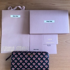 miumiu ミュウミュウ　長財布　限定モデル