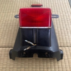 TW200 純正　リアフェンダーの画像