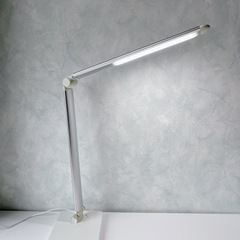 LED電気スタンド　無段階光色切替機能付の画像