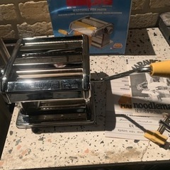 中古家庭用製麺機の画像