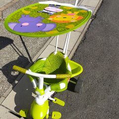 ３輪車　Fisher Price ３段変形タイプ(緑